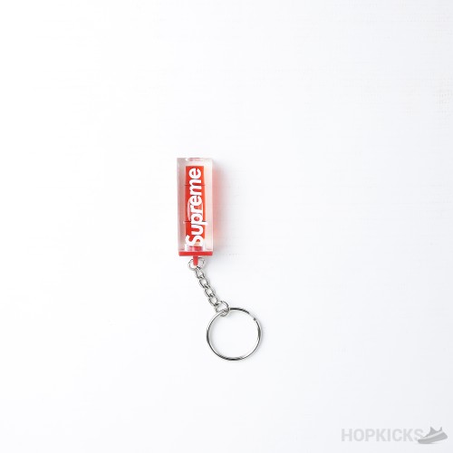 Supreme level keychain red outlet